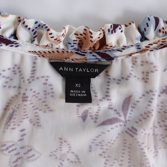 Ann Taylor XS High Neck Ruffle Long Sleeve Floral Blouse - Picture 4 of 7